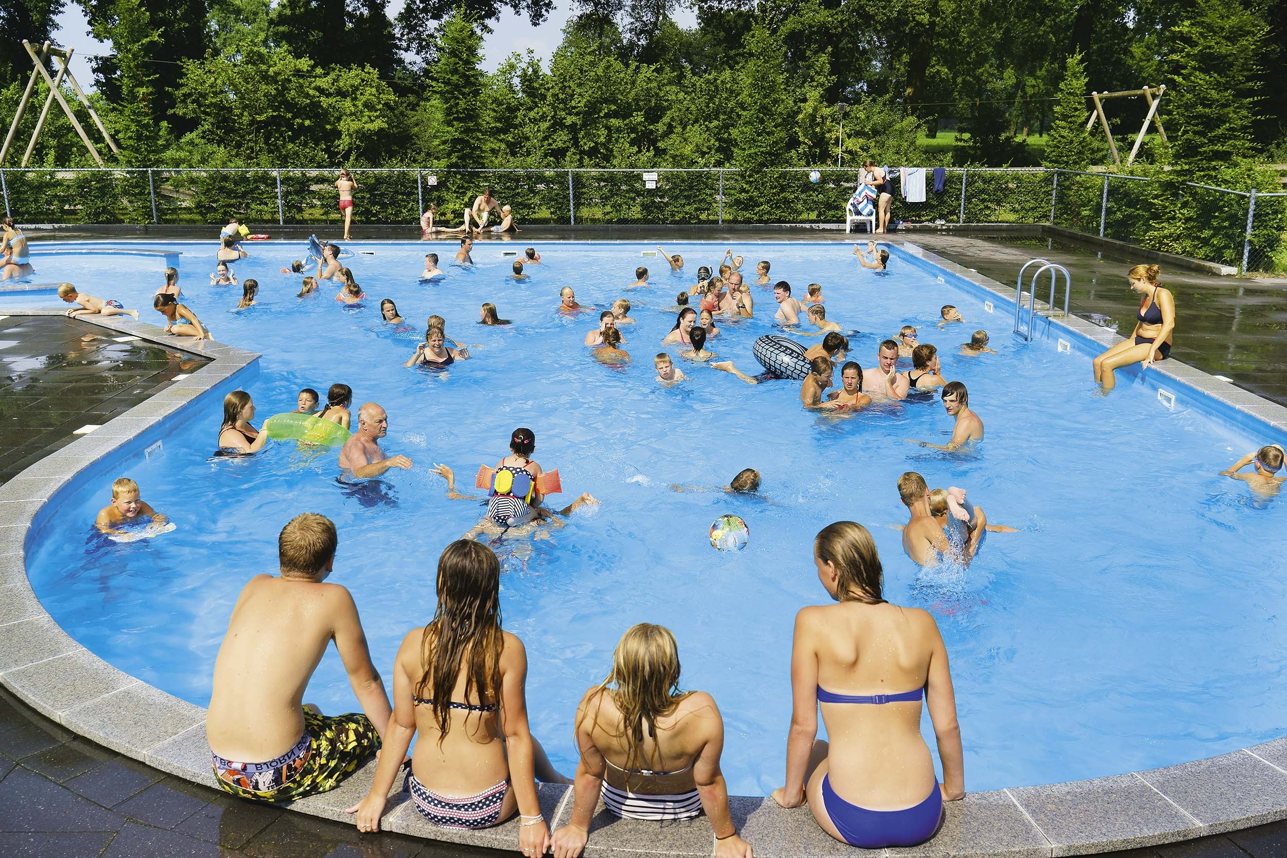 Zwembad op camping overijssel